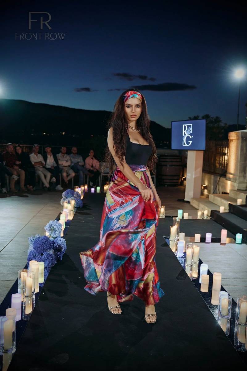 Scarf of Song Of The Seabeast